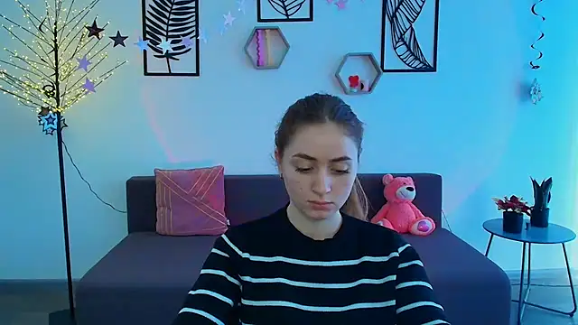 LilyHaart online show from 03.16.25