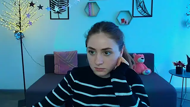 LilyHaart online show from 03.16.25