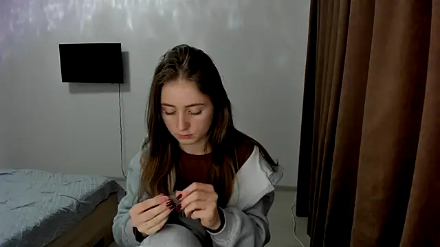 LilyHaart online show from 11.12.25