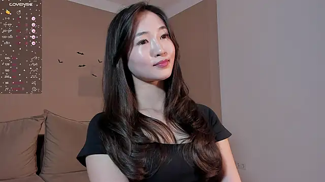 SeulBi online show from 11.04.25