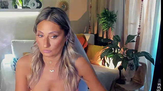 SarahAlluring online show from 07.14.26
