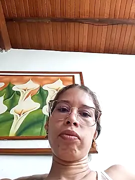 Snapshot of Sexi_girl29 chatting on 06.18.26 Sexi girl29 online show from 06.18.26