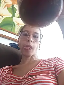 Snapshot of Sexi_girl29 chatting on 07.14.26 Sexi girl29 online show from 07.14.26
