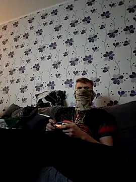 Snapshot of ThePython666 chatting on 10.25.25 ThePython666 online show from 10.25.25