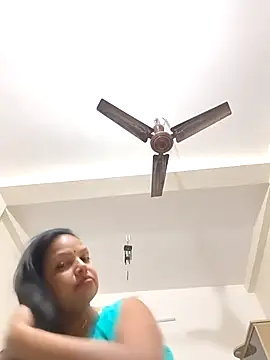 Arohi35 online show from 09.22.25