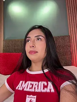 Snapshot of iberiavega chatting on 03.05.26 iberiavega online show from 03.05.26