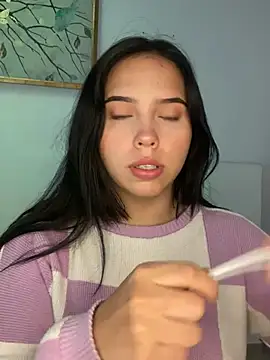 Snapshot of LunaCandy_ chatting on 03.18.25 LunaCandy  online show from 03.18.25