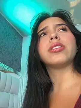 Snapshot of LunaCandy_ chatting on 03.18.25 LunaCandy  online show from 03.18.25