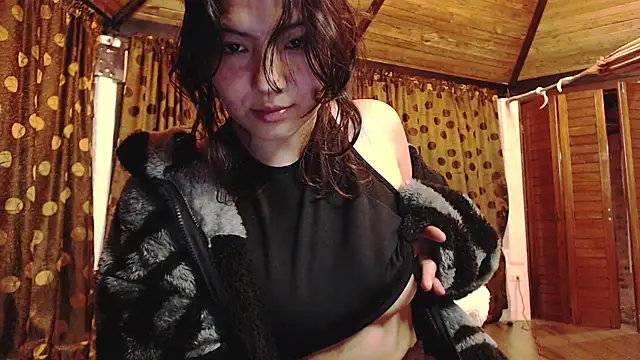 Snapshot of Asaray_T chatting on 07.21.26 Asaray T online show from 07.21.26