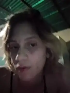 Snapshot of VictoriaLuxe chatting on 11.07.25 VictoriaLuxe online show from 11.07.25