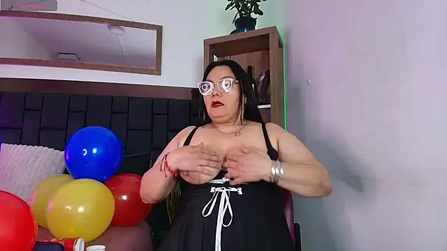EllenaBoobs  online show from 06.19.26