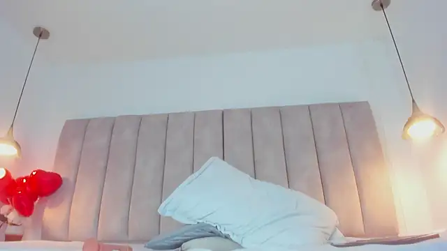 Sofiia Rossee  online show from 03.12.25