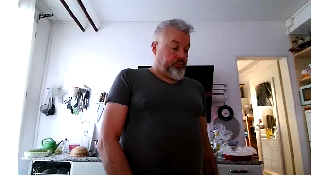 Berg Boy online show from 02.26.26