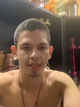 Snapshot of craxybaby chatting on 03.20.25 craxybaby online show from 03.20.25