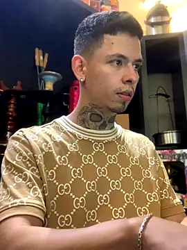 Snapshot of craxybaby chatting on 10.04.25 craxybaby online show from 10.04.25