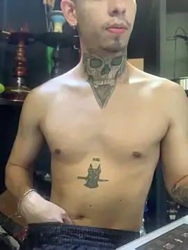 Snapshot of craxybaby chatting on 10.06.25 craxybaby online show from 10.06.25