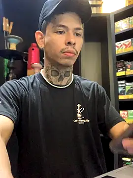 Snapshot of craxybaby chatting on 10.26.25 craxybaby online show from 10.26.25