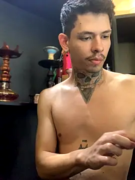 Snapshot of craxybaby chatting on 11.21.25 craxybaby online show from 11.21.25