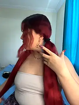 Ivelleee  online show from 09.18.25