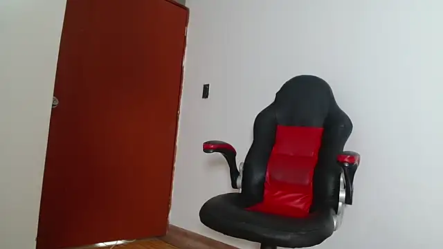 Snapshot of Danilove55 chatting on 10.09.25 Danilove55 online show from 10.09.25