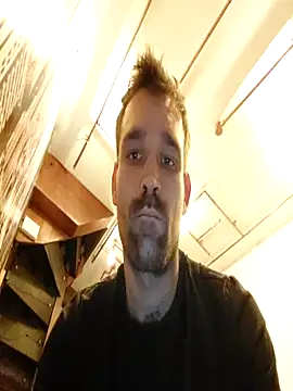 Snapshot of LKC94 chatting on 09.17.25 LKC94 online show from 09.17.25