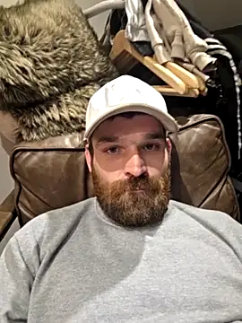 Snapshot of LKC94 chatting on 11.06.25 LKC94 online show from 11.06.25