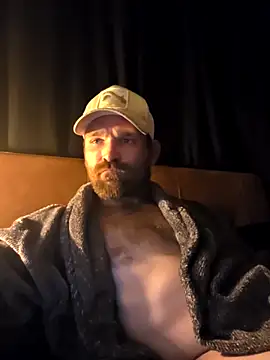 Snapshot of LKC94 chatting on 02.14.26 LKC94 online show from 02.14.26