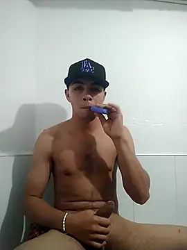 Snapshot of raborda chatting on 03.14.25 raborda online show from 03.14.25