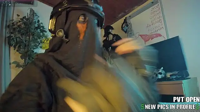 Snapshot of cos_operator chatting on 01.07.26 cos operator online show from 01.07.26