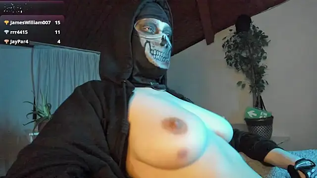 Snapshot of cos_operator chatting on 03.08.26 cos operator online show from 03.08.26