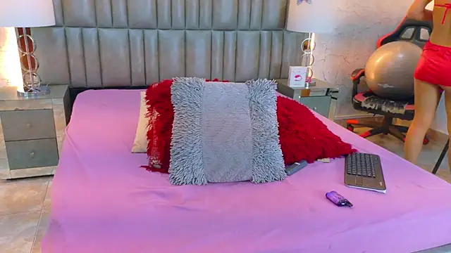 CamilaJohnston online show from 02.14.26