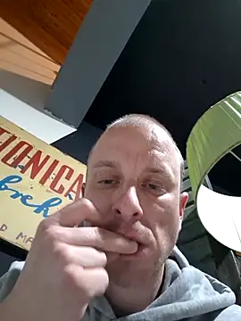 svenpfeifer online show from 03.12.25