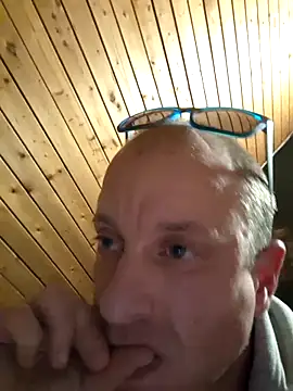 svenpfeifer online show from 03.20.25