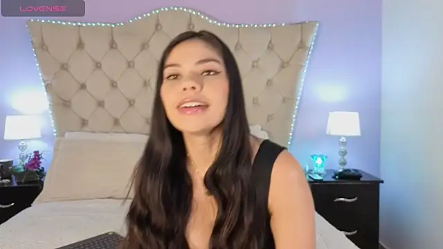 CarolineNasty online show from 11.25.25