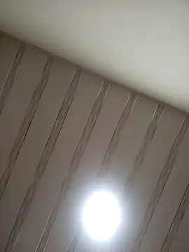 melany-92xxx online show from 11.19.25