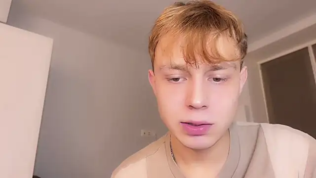 Snapshot of SlavaIsHere chatting on 03.16.25 SlavaIsHere online show from 03.16.25