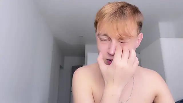 Snapshot of SlavaIsHere chatting on 03.16.25 SlavaIsHere online show from 03.16.25