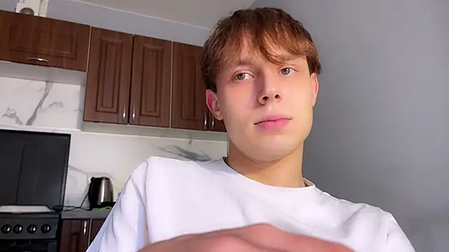 Snapshot of SlavaIsHere chatting on 11.20.25 SlavaIsHere online show from 11.20.25