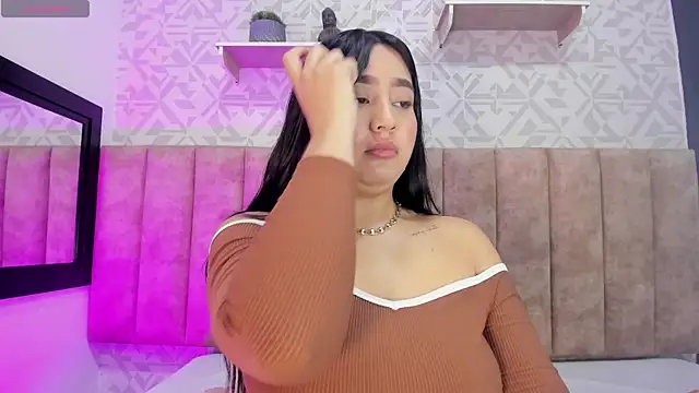 MelinaCruz online show from 11.13.25