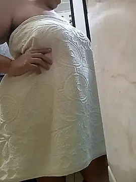 Snapshot of aliciaxm chatting on 03.16.25 aliciaxm online show from 03.16.25