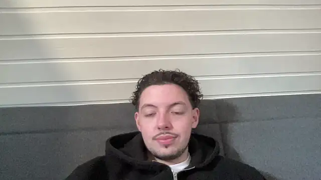 Snapshot of Sabo01 chatting on 03.19.25 Sabo01 online show from 03.19.25