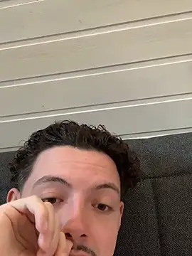 Snapshot of Sabo01 chatting on 03.19.25 Sabo01 online show from 03.19.25