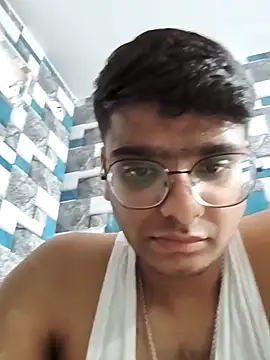 Snapshot of sutfvkii chatting on 03.15.25 sutfvkii online show from 03.15.25