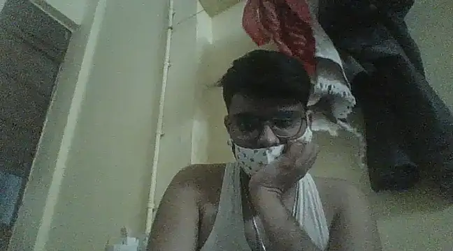 Snapshot of sutfvkii chatting on 03.16.25 sutfvkii online show from 03.16.25