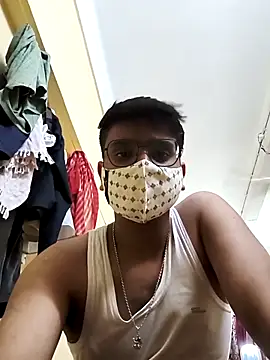 Snapshot of sutfvkii chatting on 03.19.25 sutfvkii online show from 03.19.25