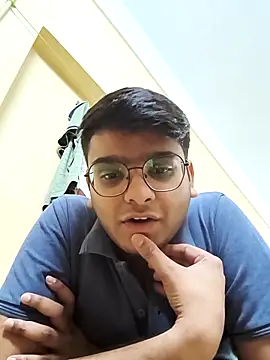 Snapshot of sutfvkii chatting on 03.21.25 sutfvkii online show from 03.21.25