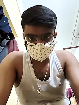 Snapshot of sutfvkii chatting on 03.22.25 sutfvkii online show from 03.22.25