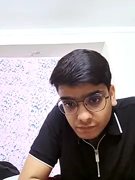 Snapshot of sutfvkii chatting on 09.19.25 sutfvkii online show from 09.19.25