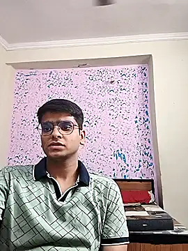 Snapshot of sutfvkii chatting on 09.21.25 sutfvkii online show from 09.21.25