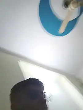 Snapshot of sutfvkii chatting on 09.23.25 sutfvkii online show from 09.23.25